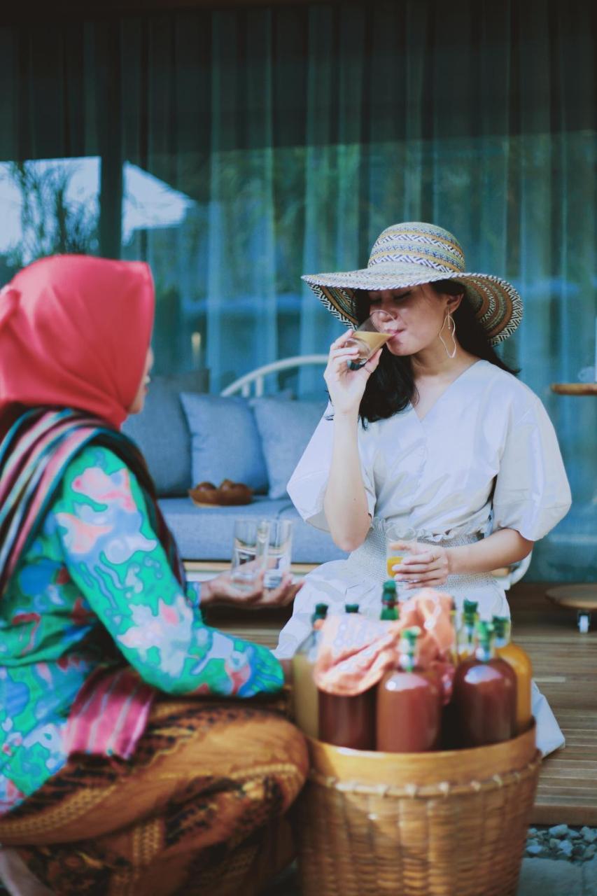 수라카르타 아욤 자바 빌리지 빌라 외부 사진